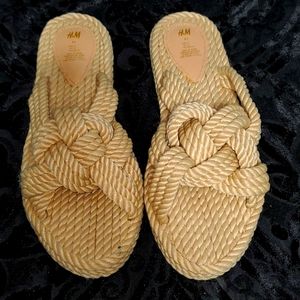 H&M Woven slides